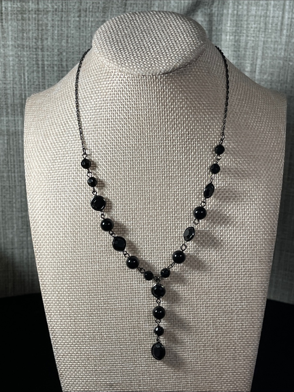 Vintage 1928 Brand Black Beaded Y-Drop Necklace - Women Y2K Style Jewelry